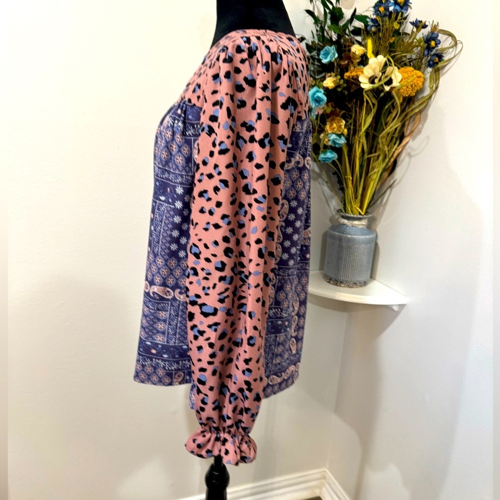 ANDREE BY UNIT Pink and Blue Patterned Blouse Tunic size Medium - Picture 3 of 8